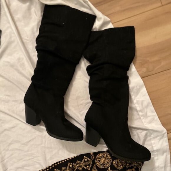 NEW size 51/2 5 1/2  womens black faux leather boots winter fall five half heel - Picture 1 of 5